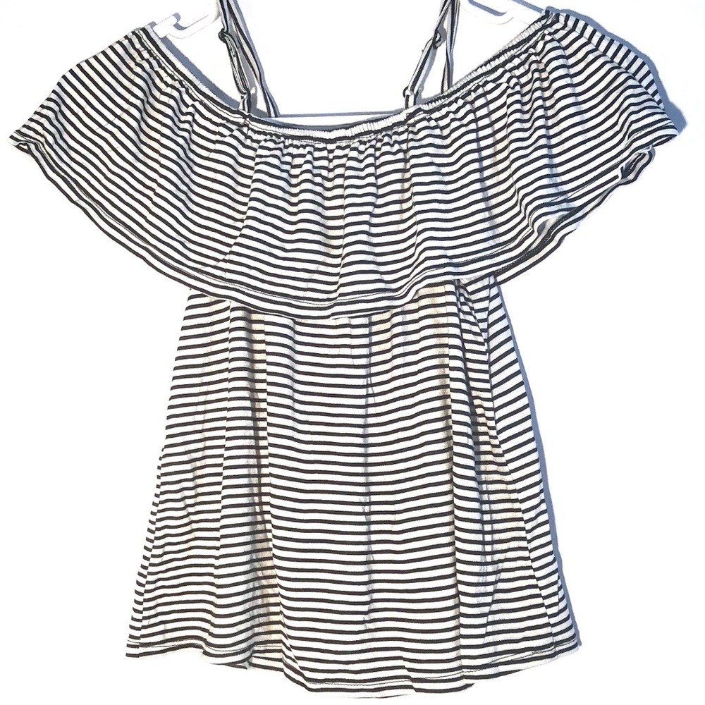Nwt Flowers By Zoe black and white top